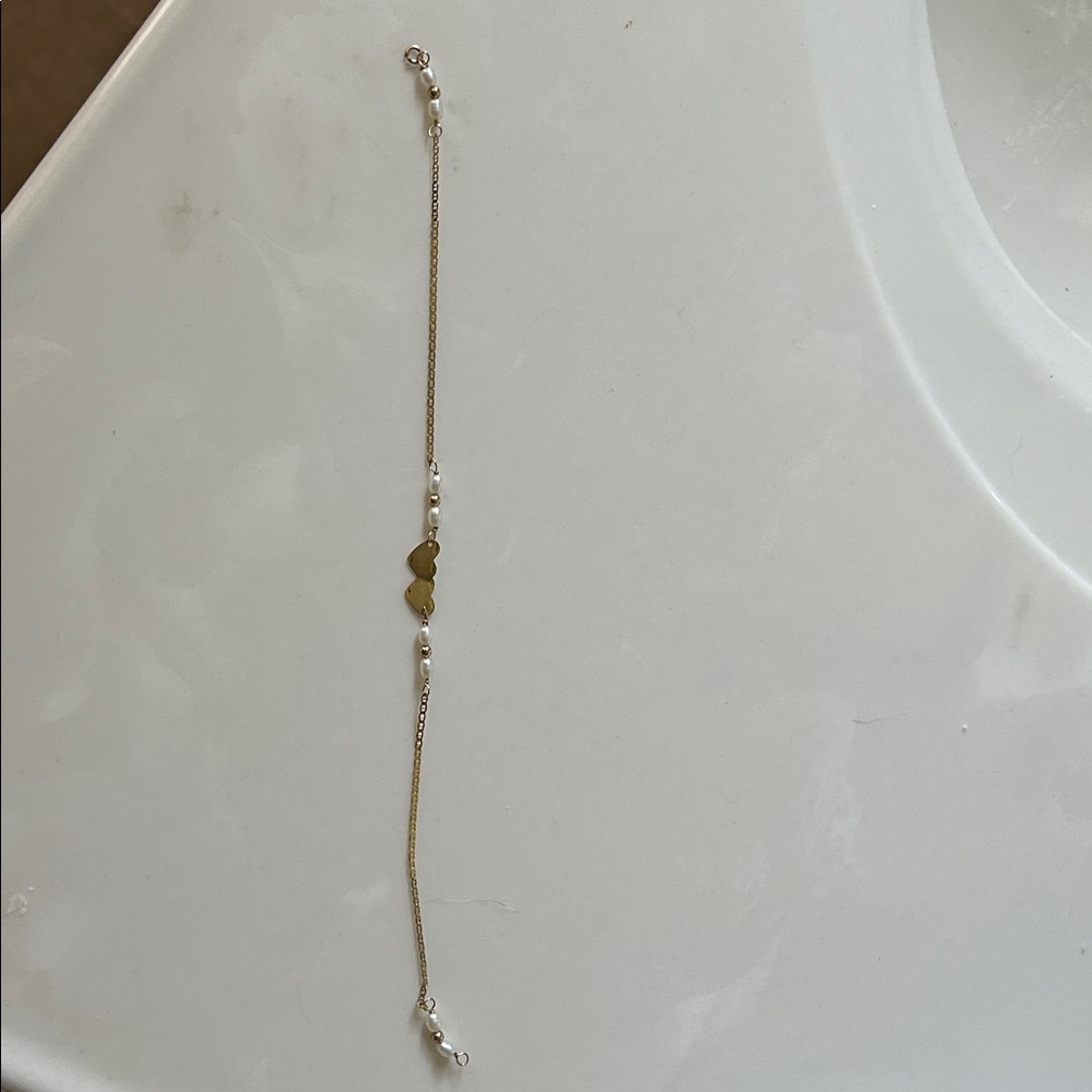 Gold Heart Bracelet with Pearls
